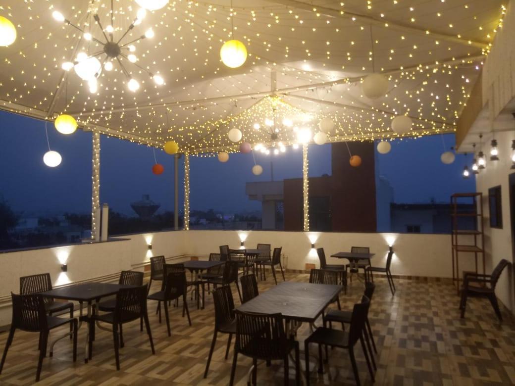 Hotel Golden Bliss بوبال المظهر الخارجي الصورة