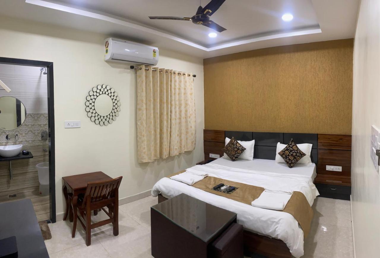 Hotel Golden Bliss بوبال المظهر الخارجي الصورة